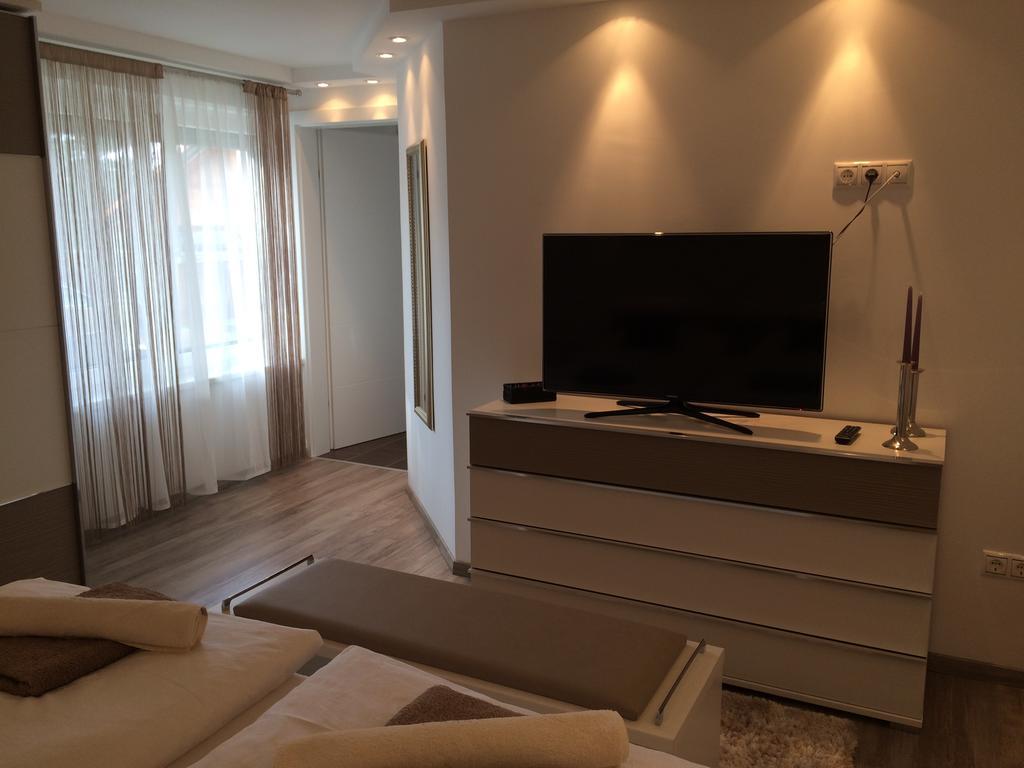 Leiner Apartman Apartment Heviz Room photo